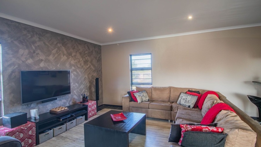4 Bedroom Property for Sale in Blue Bend Eastern Cape